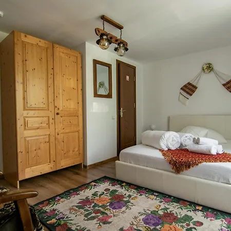 Lacrima Izei * Săcel